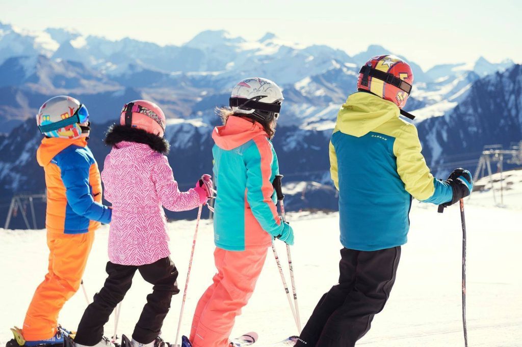 Kids Skiing